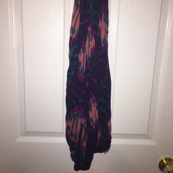 American Eagle Outfitters Accessories - American eagle scarf